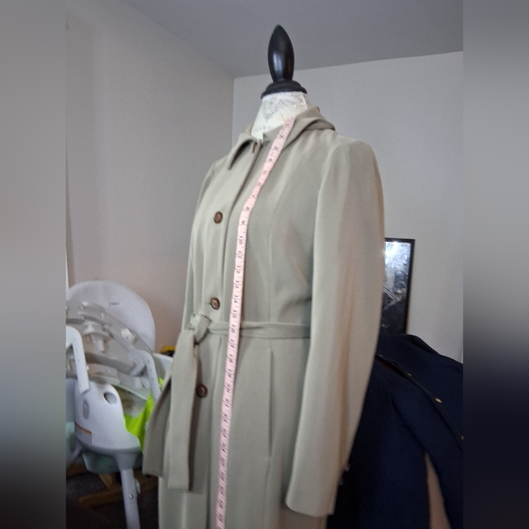 Utex Green Long Coat - Picture 10 of 10